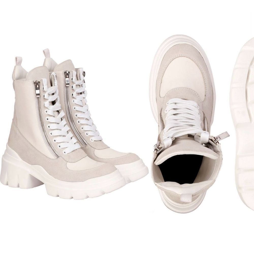 Saint G Kendall combat boots off white size 10 NWB